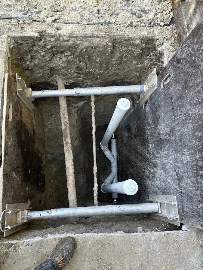 Experienced plumber completing Drain Cleaning work in Pleasant Grove